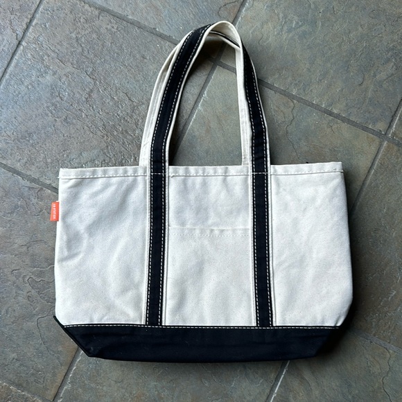 Canvas Boat Tote Embroidered “Life of the Party” Zipper Bag - Picture 2 of 4